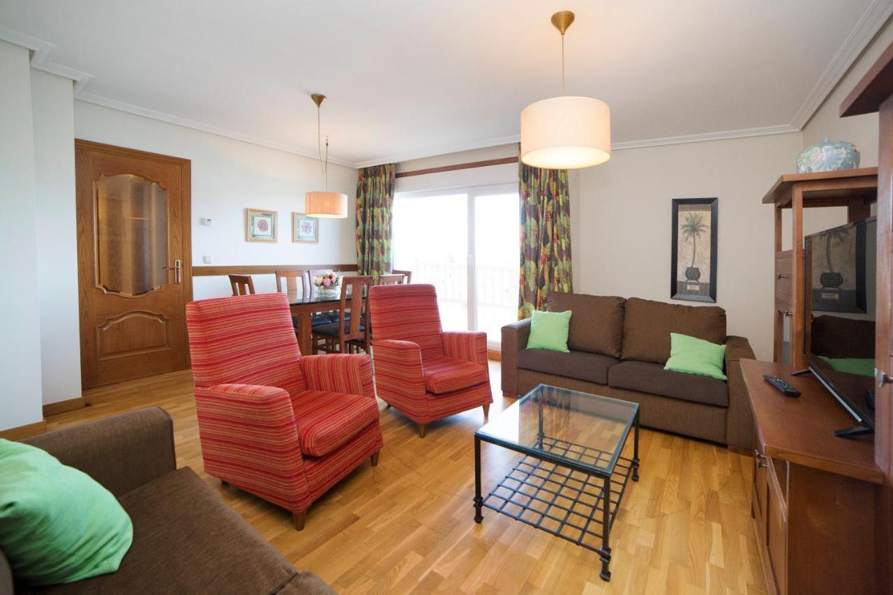 Apartamentos Ria De Bayona Baiona Bagian luar foto