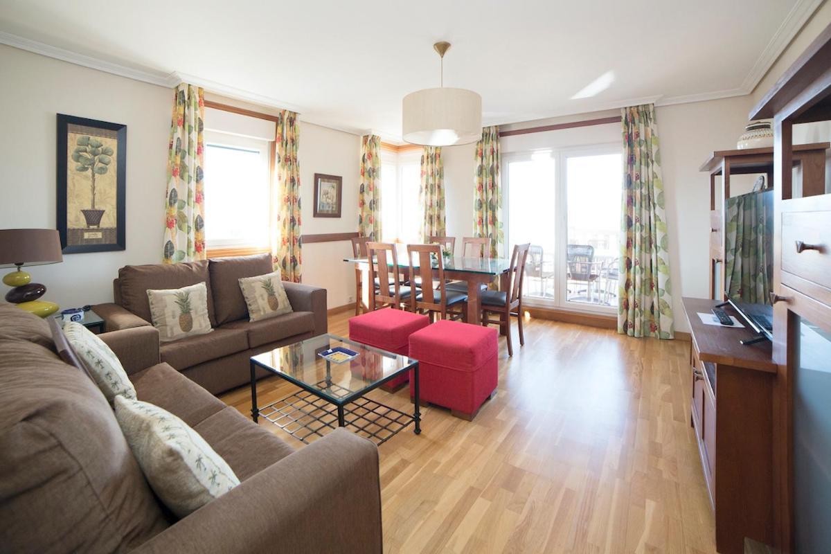 Apartamentos Ria De Bayona Baiona Bagian luar foto